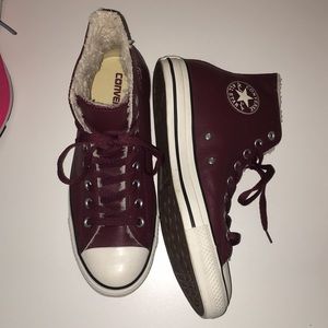 Maroon Converse - size 8
